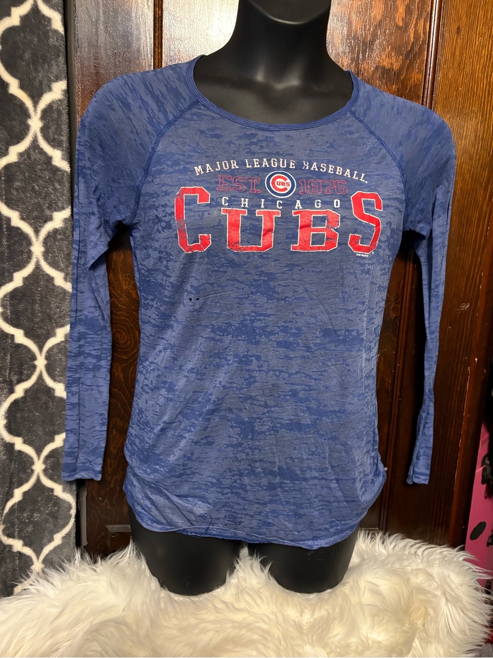 League Blue Long-Sleeve Chicago Cubs Tee with Red Logo